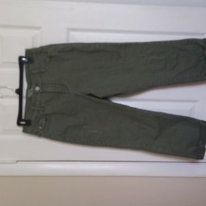 Women's Capri Pants